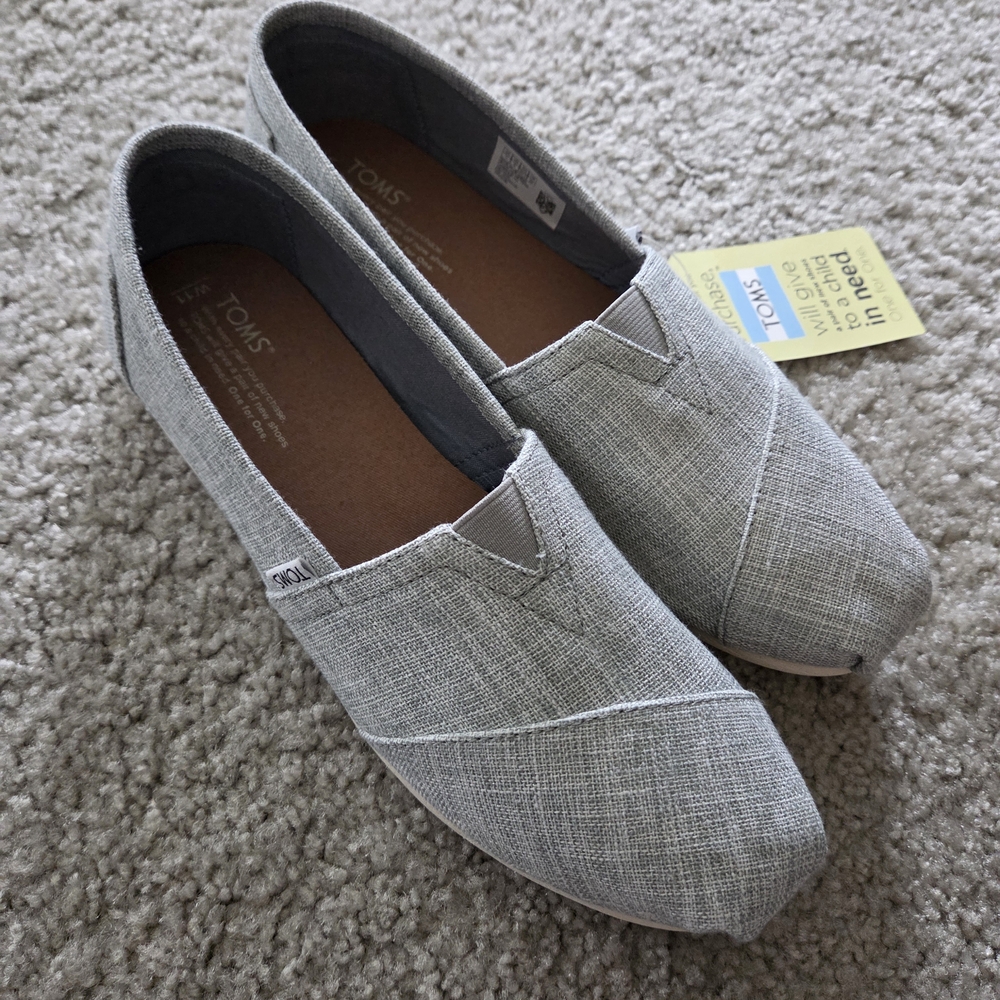 TOMS Men's Light Gray Slip-On Loafers